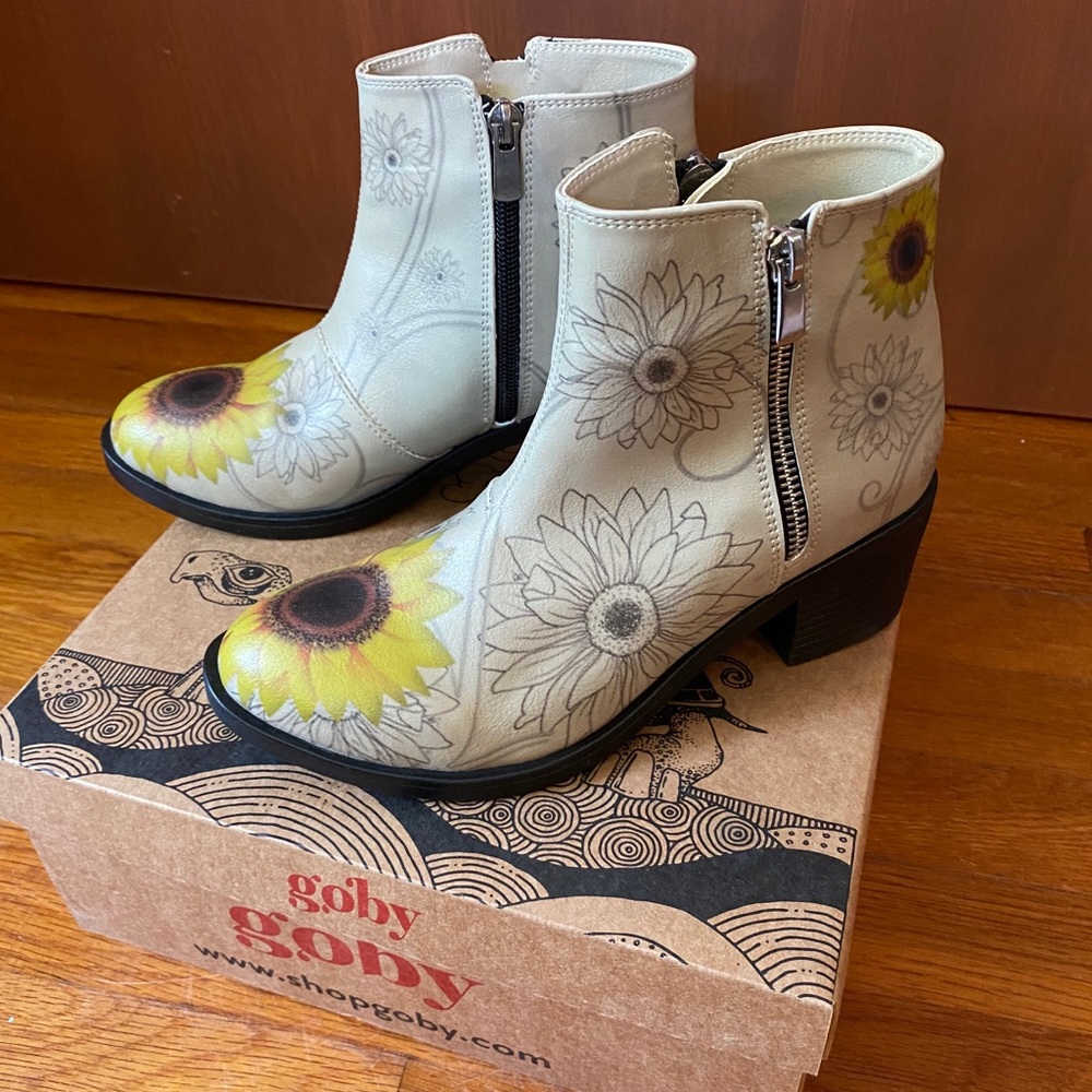 NEW Goby sunflower bootie